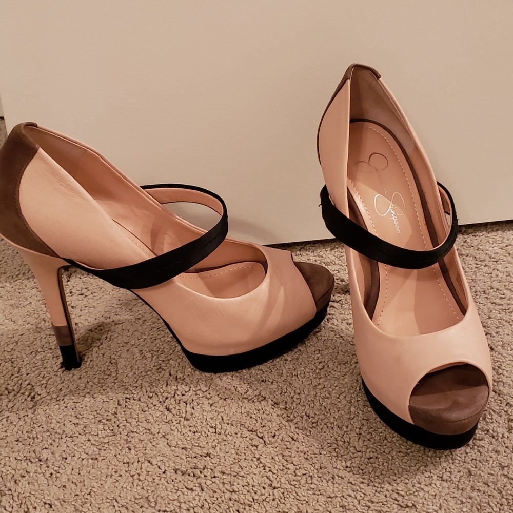 COPY - *EUC* fab platform heels!!